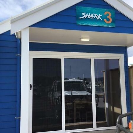 Port Lincoln Shark Apartment 3 ภายนอก รูปภาพ